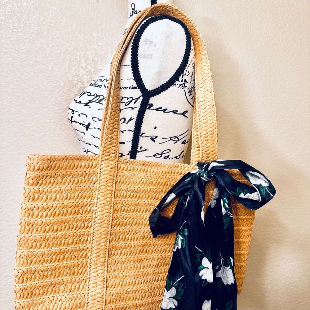 Beach Babe Coastal Vibe! New Draper James Woven Tan Tote with Black Floral Scarf